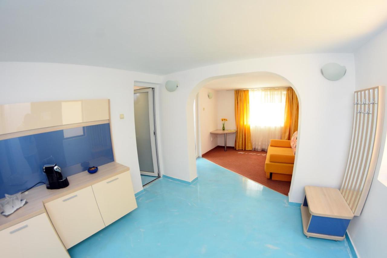 Apartamente Liliacul Жупитер Экстерьер фото